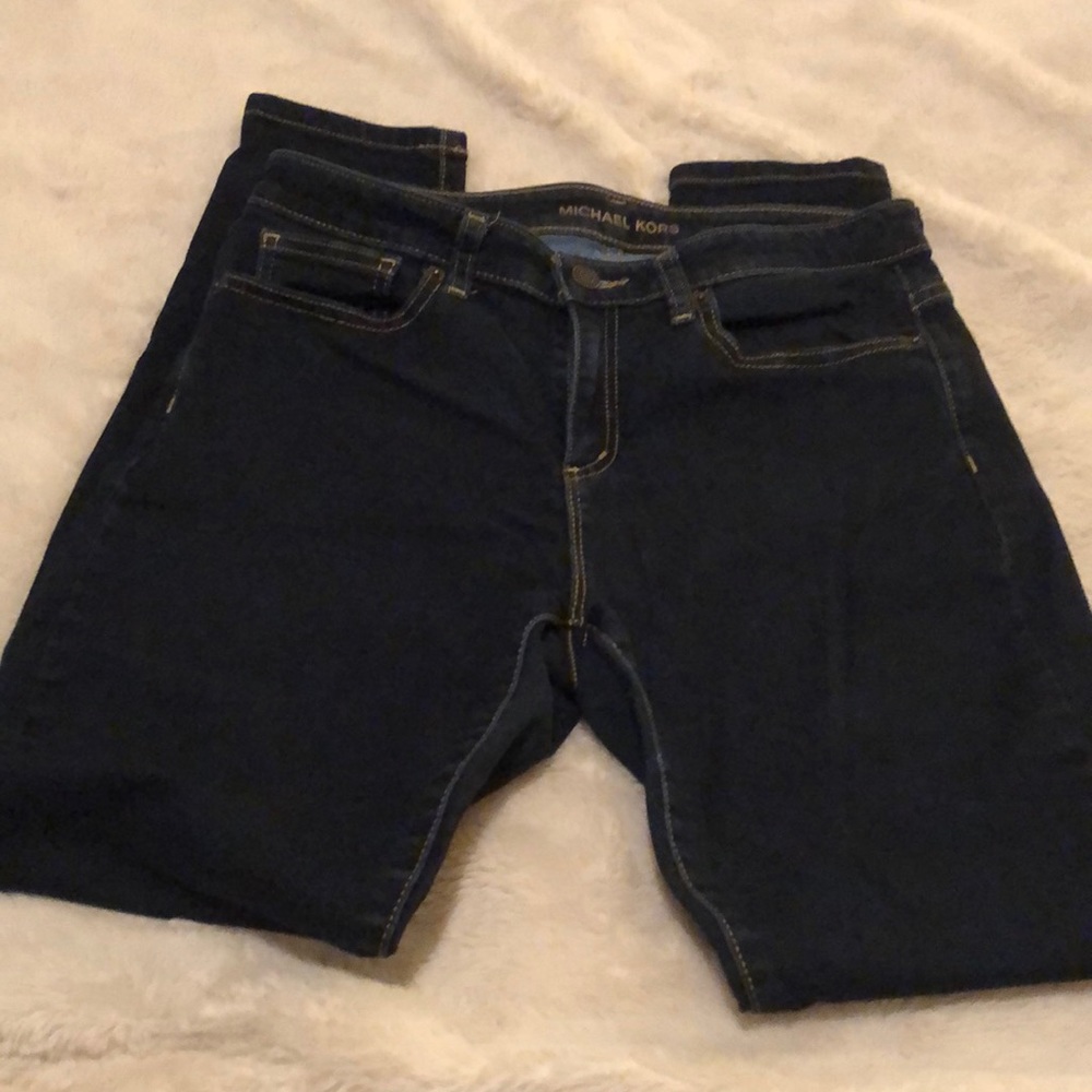 Dark blue Jeans